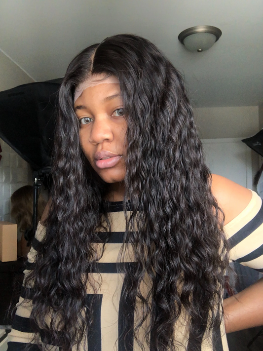 Kim Wavy 22" - Lace Front (Pre-Order) FLASH SALE