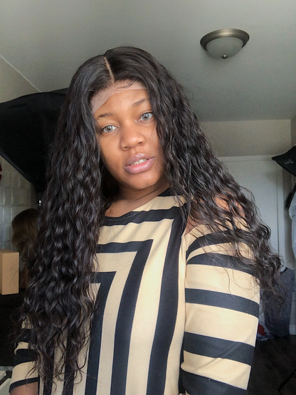 Kim Wavy 22" - Lace Front (Pre-Order) FLASH SALE