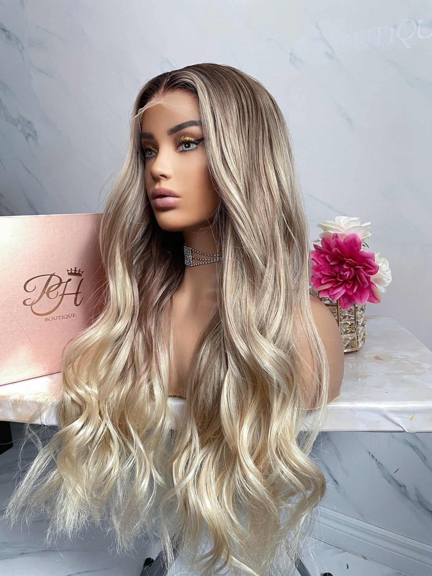 Staci 24" | Glueless Lace Top Wig - PhboutiqueCAPEARLA'S WIG LOUNGE
